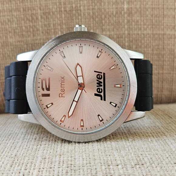 Remix Unisex Wristwatch Quartz Analog Silver Tone case Black Rubber Strap Watch - Picture 3 of 11